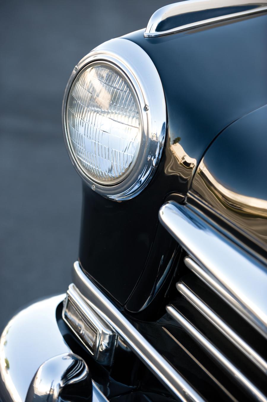 Детали экстерьера Hudson Commodore Limousine by Derham 1948 года  (фото 3 из 8)